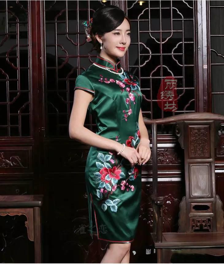 东方女人独懂的旗袍绣花之美